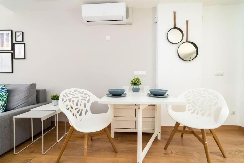 Heart Of Malaga Apartment ภายนอก รูปภาพ